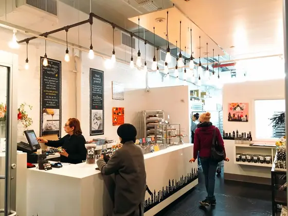 店内①
