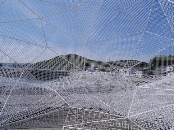 空と作品の融合