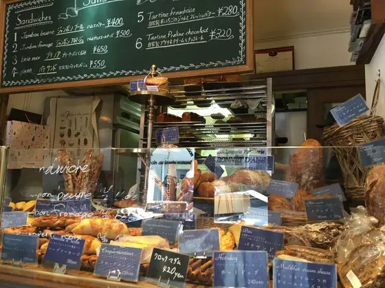 フランスっぽいものから和の素材を使用したものまで