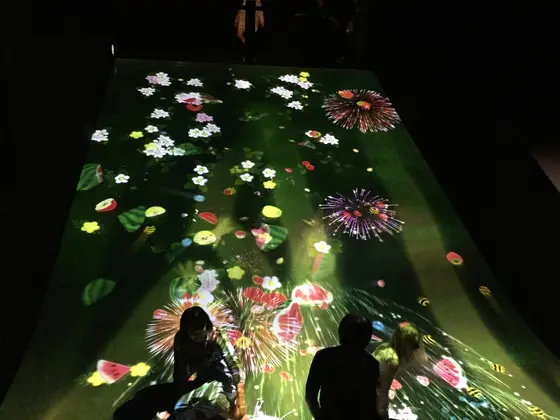 お花の滑り台🌻