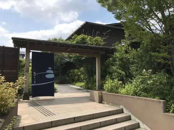 非日常の入り口