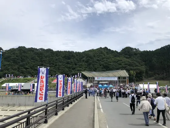 スタジアムへのアプローチ
