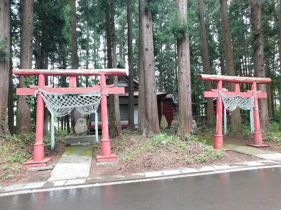 摂社
