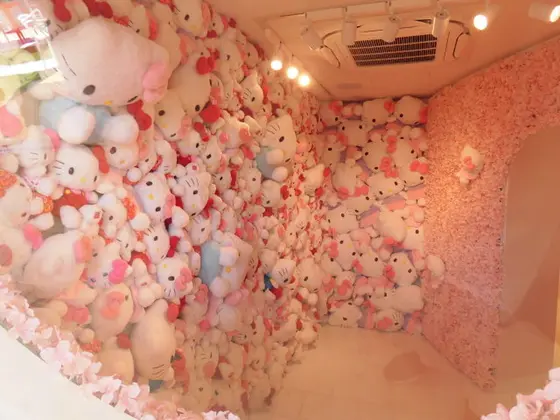 キティちゃんの夢の世界を体験