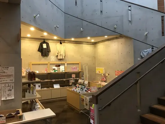 売店もオサレ〜