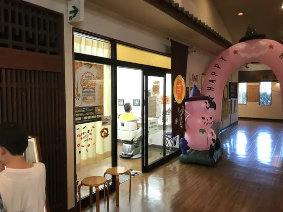 床屋さん有りました♪