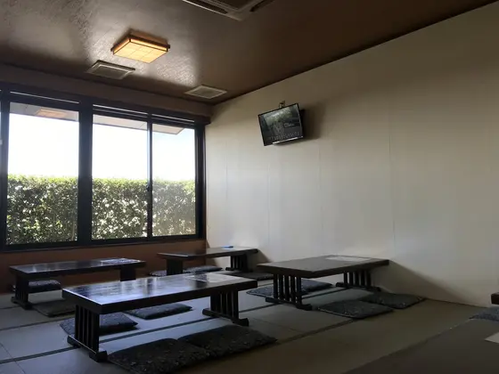 喫煙席内部