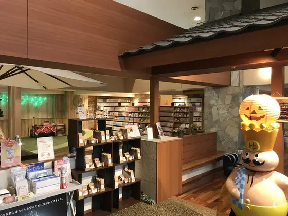 メインターゲット層は大人ですね。