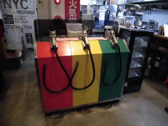コンセプトは、ガソリンスタンド