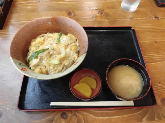 きぬがさ（衣笠）丼