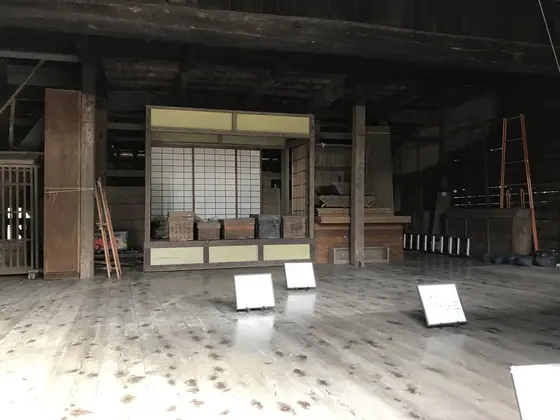 演芸場の舞台
