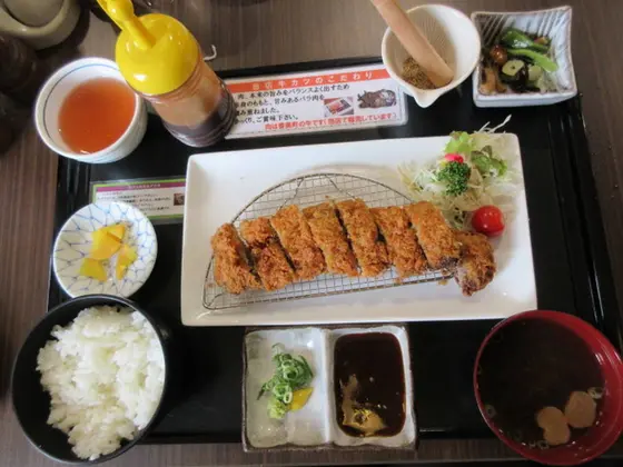 たじま牛おろし重ねかつ定食