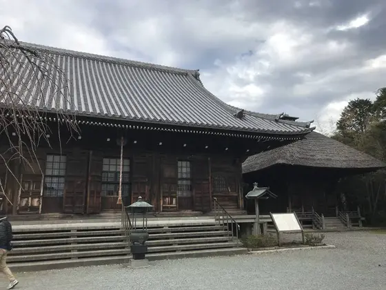 金堂と釈迦堂