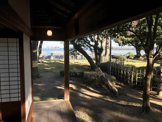 雨戸の縁側