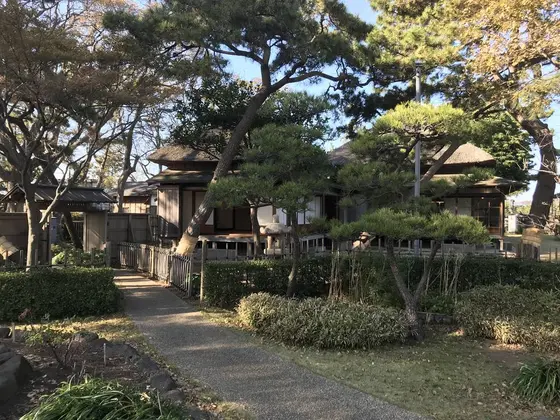 別邸が見えて来ました。