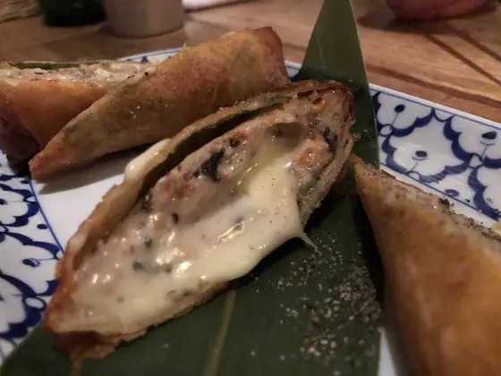 チーズ春巻き