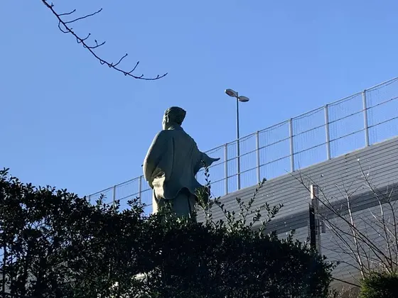後ろ姿