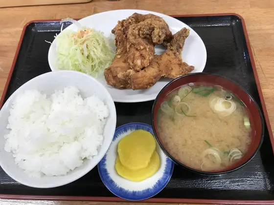 唐揚げ定食 ¥800