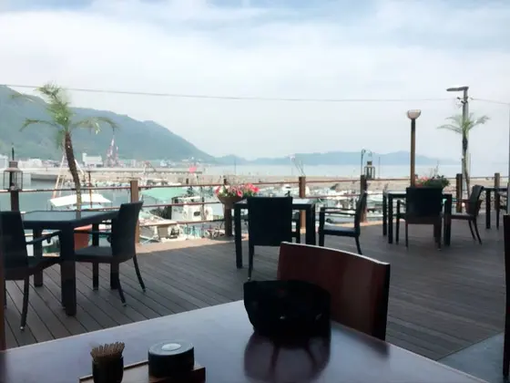 テラス席も