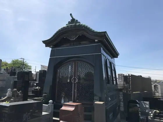 立派なお墓です。