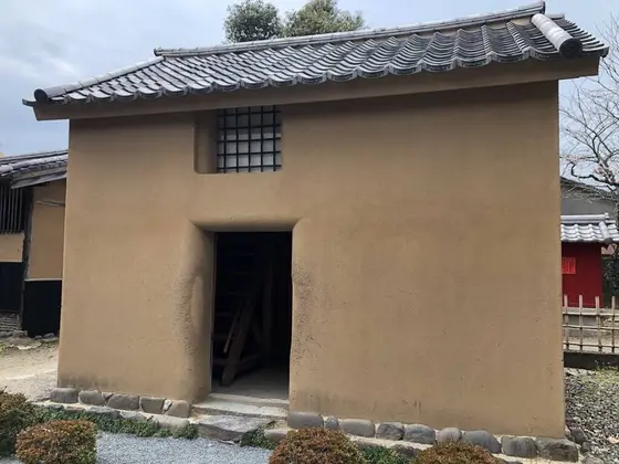 土蔵