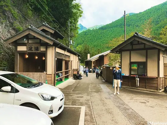 入館は整理番号順