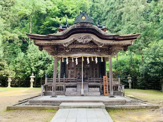 複合社殿
