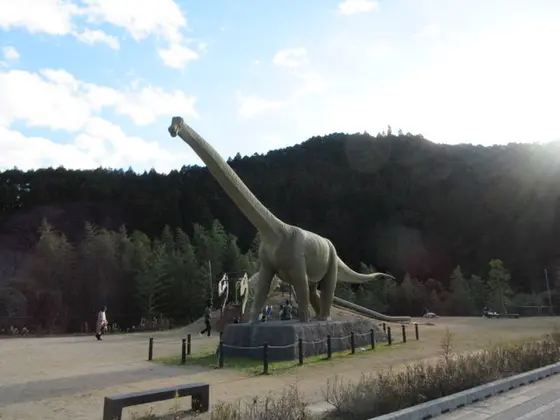丹波竜の実物大モニュメント