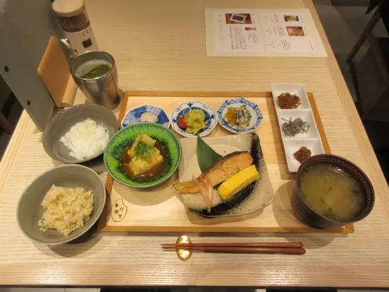 鮭の西京漬け焼き