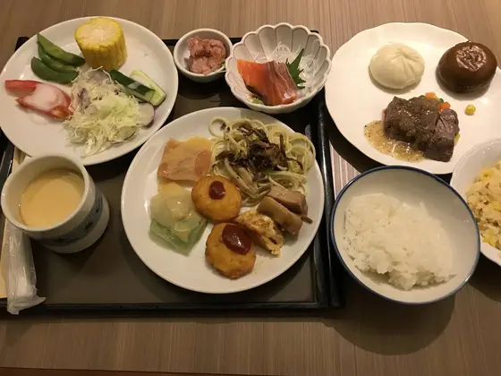 夕食