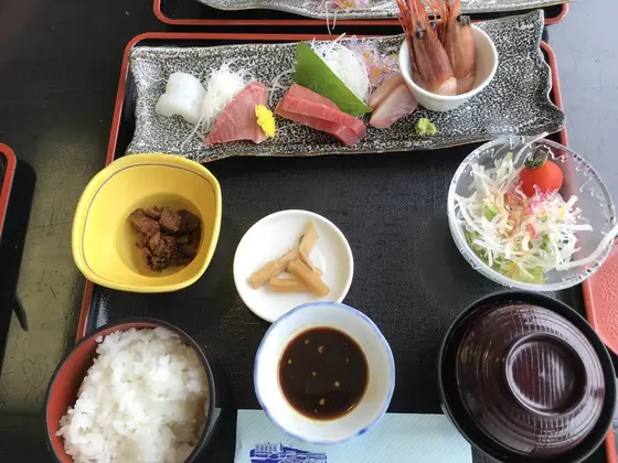 飽きもせずにマグロw