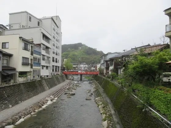 春来川