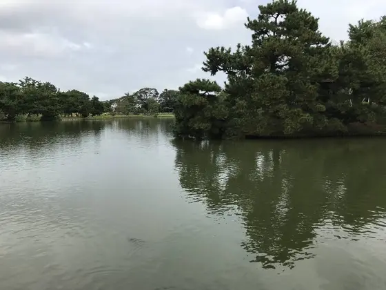 正門方面を振り返る