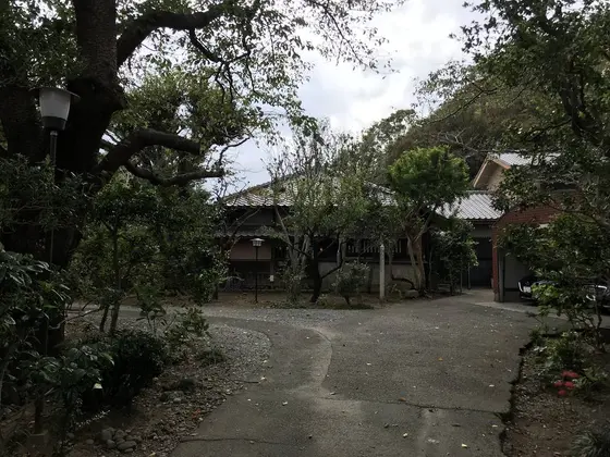 隣花苑の敷地です。