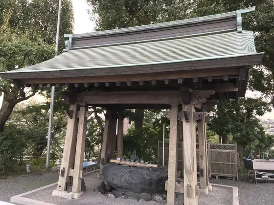手水舎もあります。