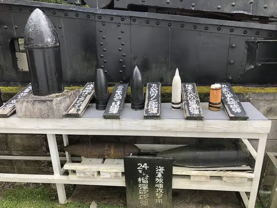 戦争博物館 入場門付近　展示②