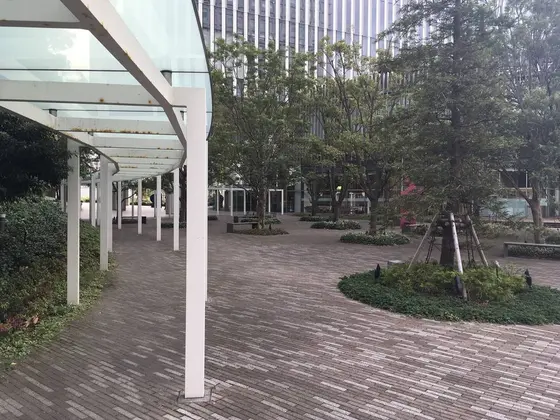 横浜三井ビルポケットパーク