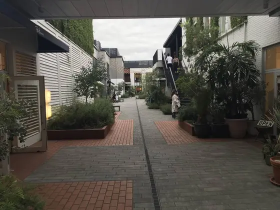どことなく漂うココじゃない感w