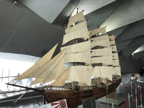 帆船日本丸の模型