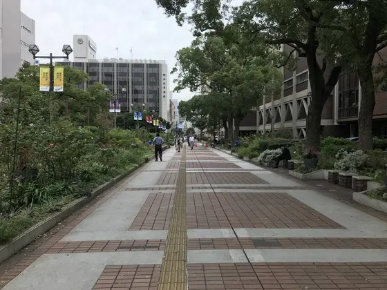 現市庁舎前のポケットパーク