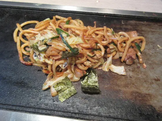 尼崎ホルモンうどん