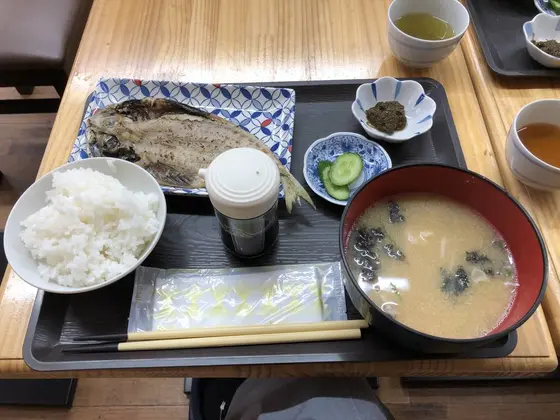 朝食