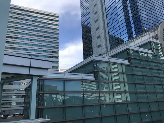 変わった建物多いです。