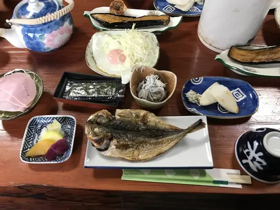 朝食も凄い事にw