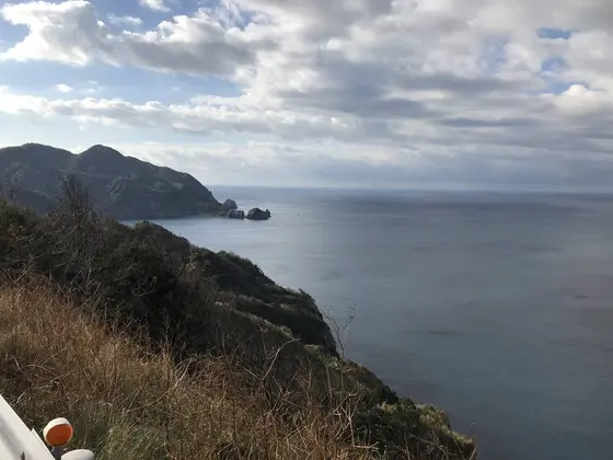 ガードレールの下は・・・