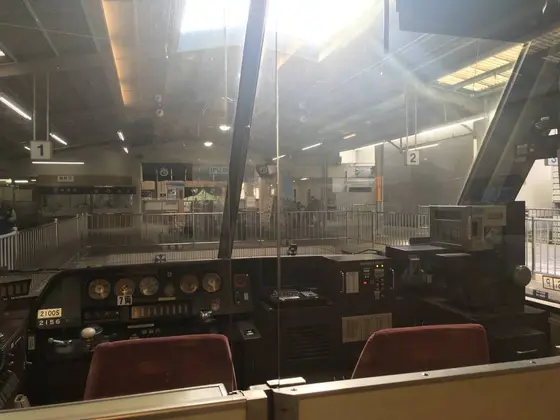 最後車両の席ゲットですw