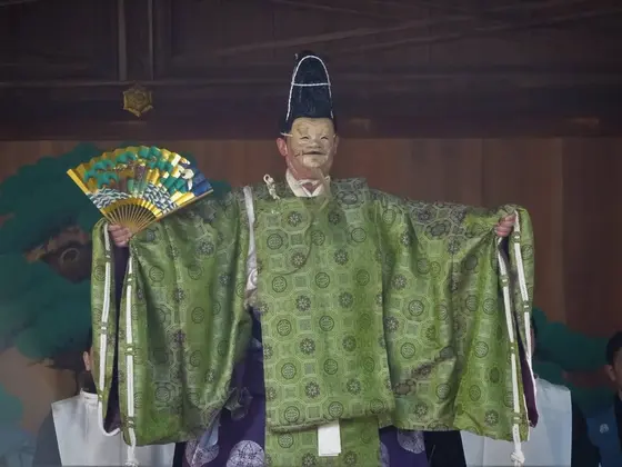 能舞台で翁始式