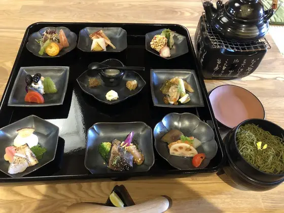 スポット内のおすすめ