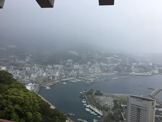 熱海城からの景色。お天気が良ければ絶景が見られるはず