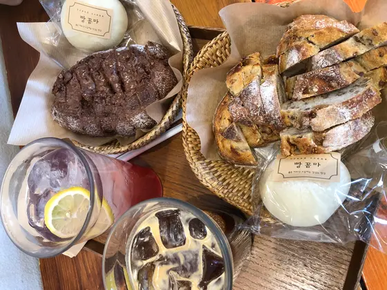 左→ﾁｮｺﾊﾟﾝ ﾊﾞﾘ美味っ 右→ｨﾁｼﾞｸ＆ﾅｯﾂだっけな？笑